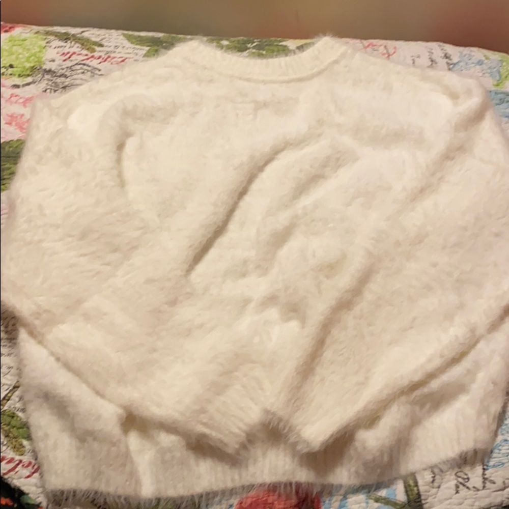 H and M white sweater (somewhat cropped)